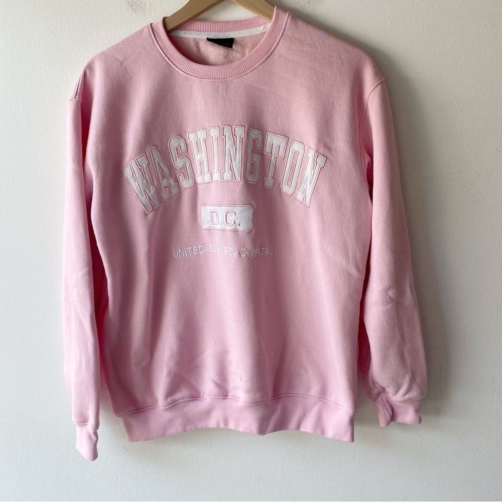 light pink washinton dc sweatshirt size m medium